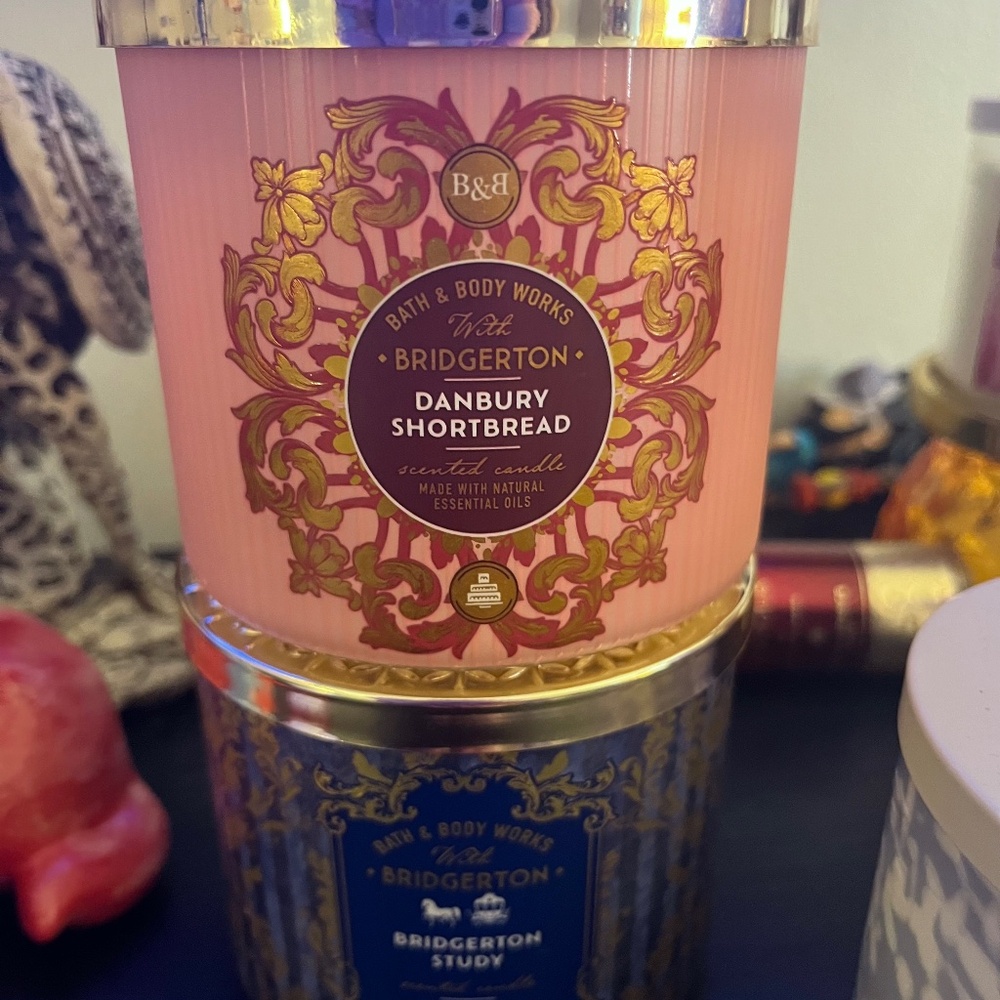 3-Wick bath and body works candles!